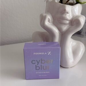 Formula Z Cyber Blur Lavender Soft Focus Setting Powder